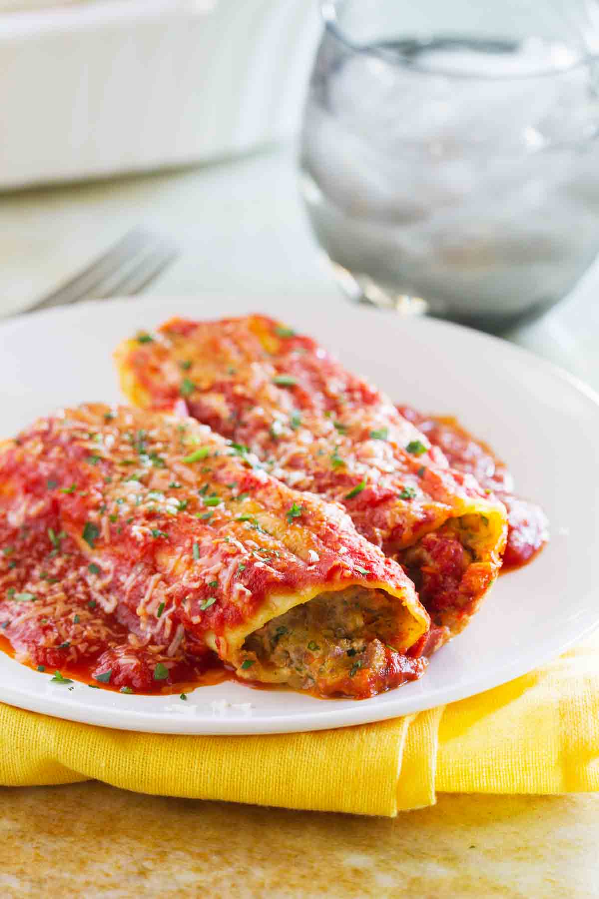 Stuffed Manicotti with Beef - Taste and Tell
