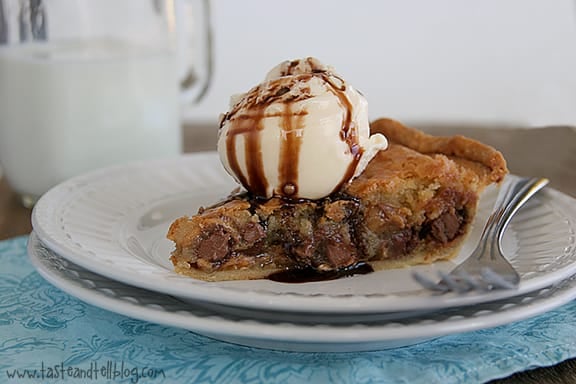 https://www.tasteandtellblog.com/wp-content/uploads/2012/01/Peanut-Butter-and-Milk-Chocolate-Chip-Cookie-Pie-recipe-Taste-and-Tell-1.jpg