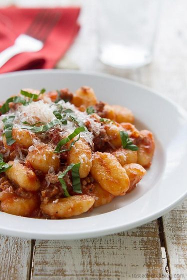 Gnocchi with Meat Sauce - Taste and Tell