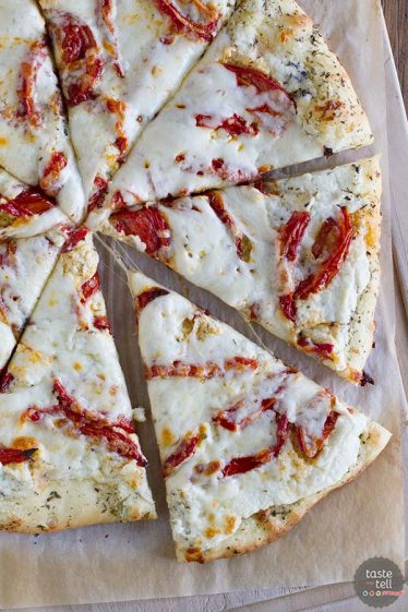 White Pizza Recipe With Roasted Tomatoes - Taste And Tell