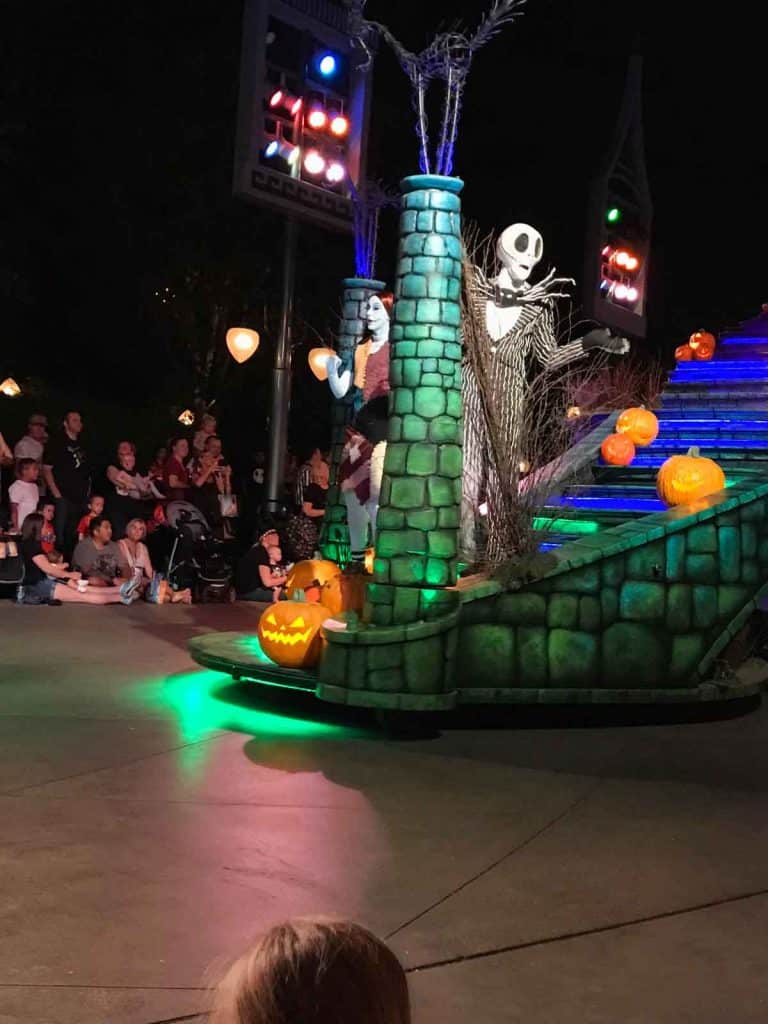 Mickey's Not So Scary Halloween Party - Disneyland: from a first timer ...