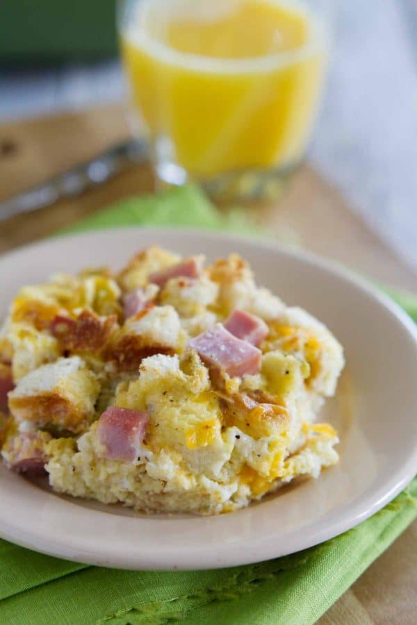 Ham and Cheese Easy Breakfast Casserole Recipe - Taste and Tell