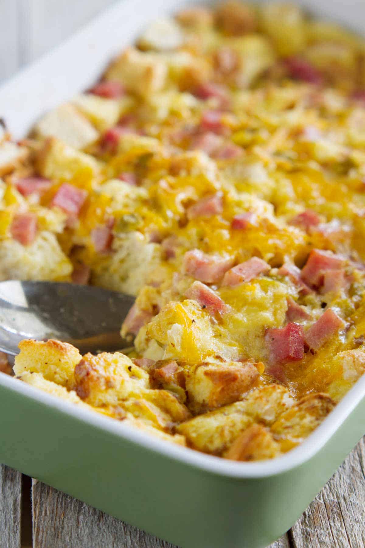 Ham and Cheese Easy Breakfast Casserole Recipe - Taste and Tell