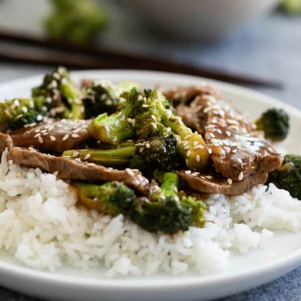 One Skillet Beef and Broccoli Recipe - Taste and Tell