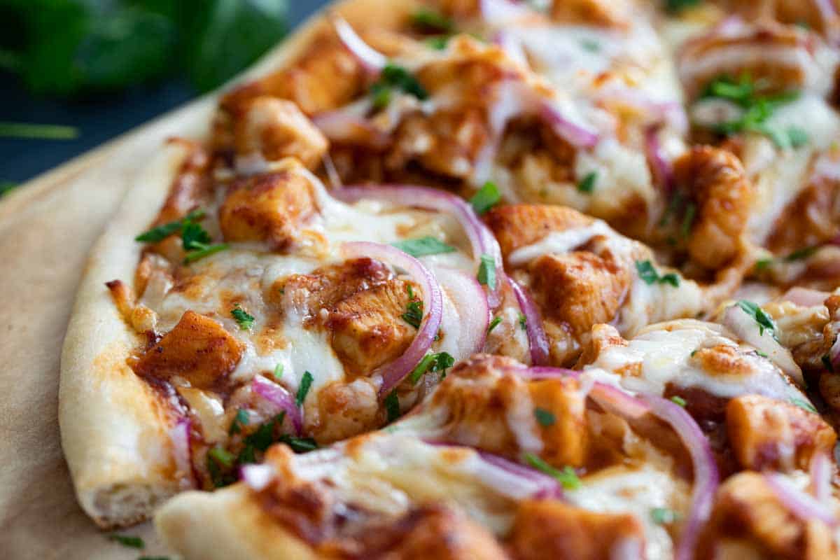 Smoked Chicken Pizza - Super Pizza Pan