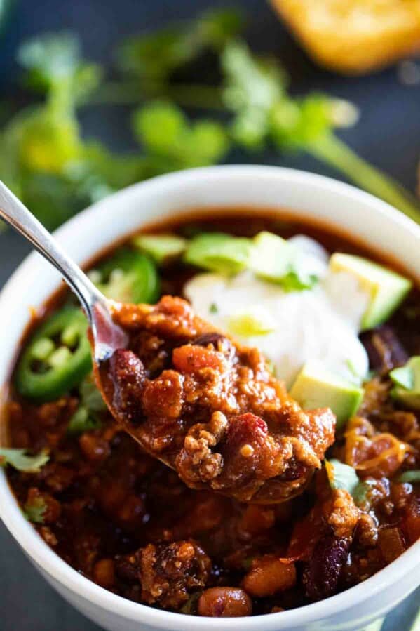 Easy Crock Pot Chili Recipe Slow Cooker Chili Taste And Tell 2430