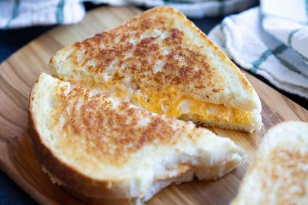 Grilled Cheese Sandwich - Taste and Tell