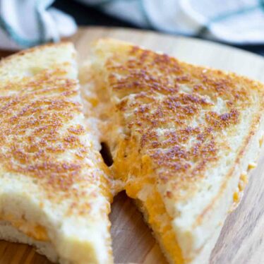 Grilled Cheese Sandwich - Taste and Tell