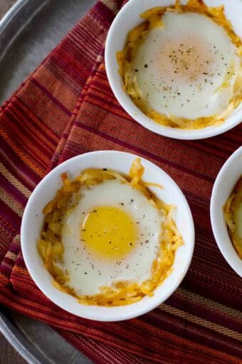 Mexican Style Eggs In A Nest Taste And Tell   Mexican Style Eggs Nest 2 340x510 