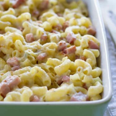 Mac and Cheeese with Ham - Taste and Tell