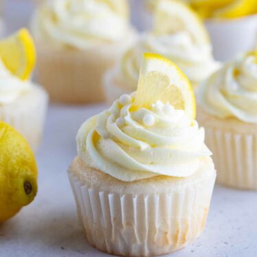 Lemon Buttercream Frosting - Taste and Tell