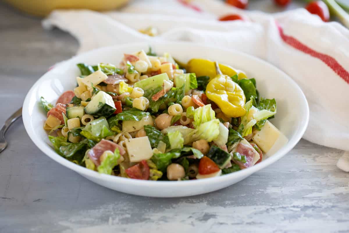 Delicious Italian Chopped Salad Recipe - Great Eight Friends