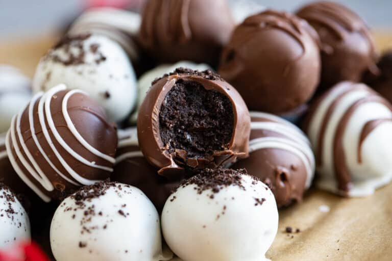 Oreo Balls (Oreo Truffles) - Taste And Tell