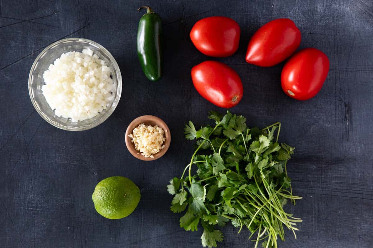 Ingredients for Pico de Gallo.